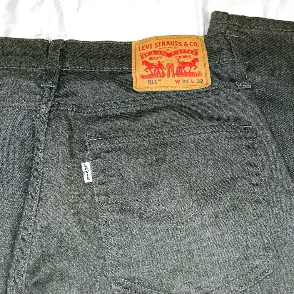 Levis 511 Slim‎ Fit Jeans Mens 31x32 Gray Charcoal Stretch Denim 04511-3018